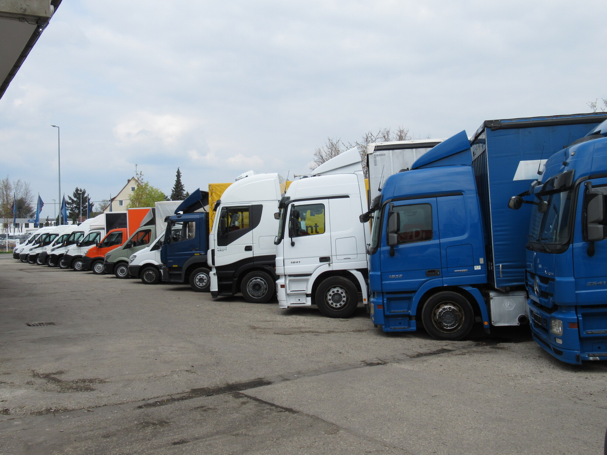 AutoStratis - Фургоны IVECO - Euro 6, дизель, Гидроборт undefined: фото 5