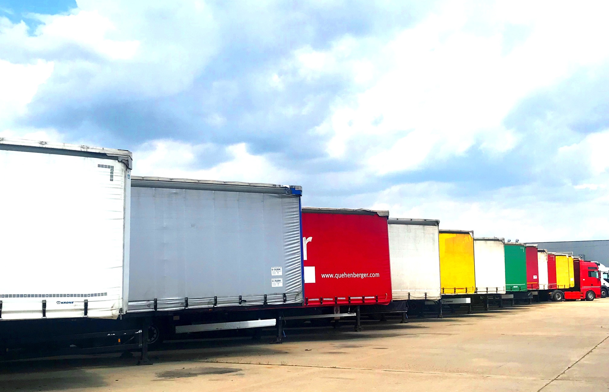 AIC TRUCKS SA - Строительная техника - дизель undefined: фото 4