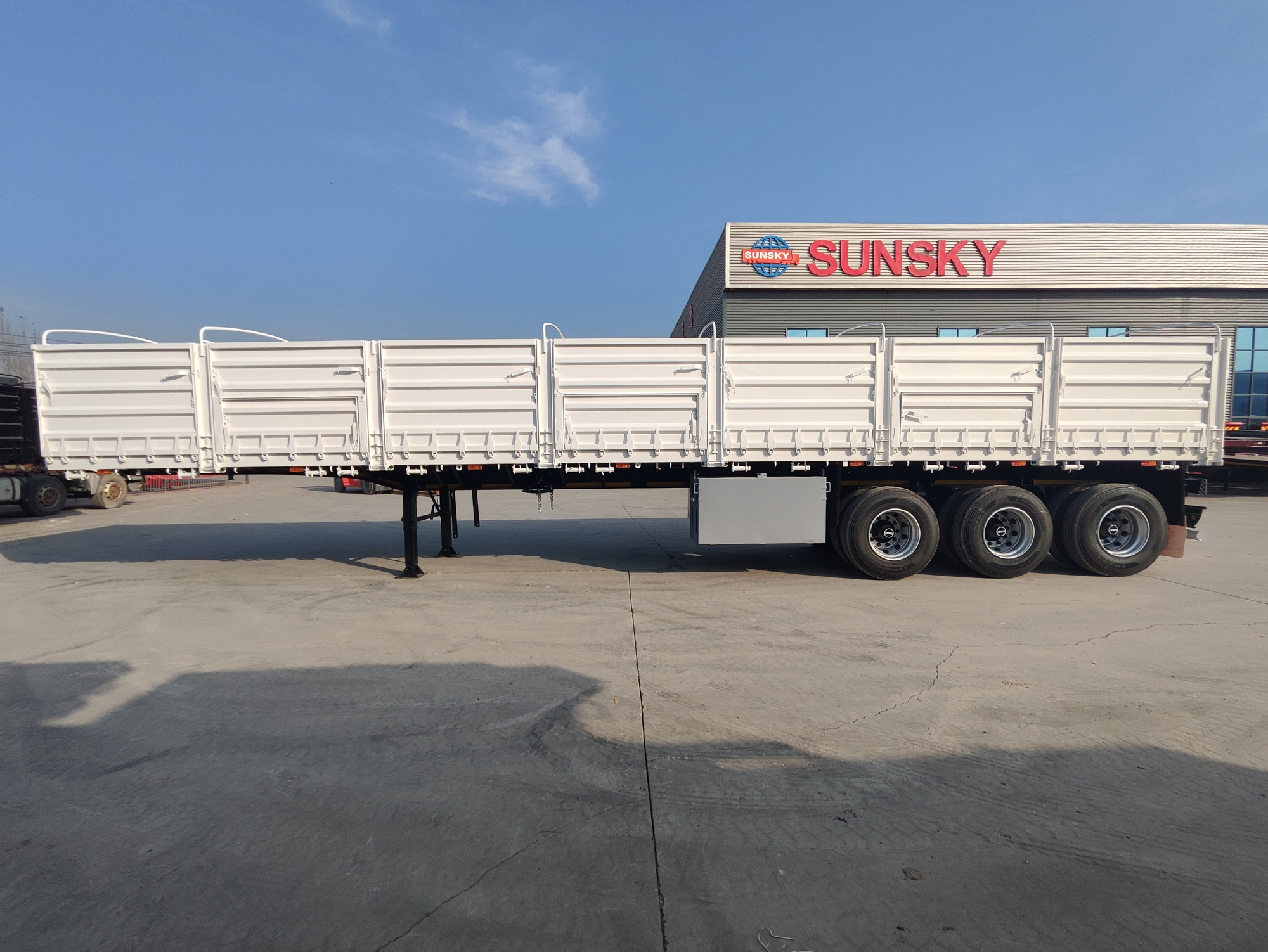 Xiamen Sunsky Vehicle Co.,Ltd - Грузовики - Новый, Кондиционер undefined: фото 13