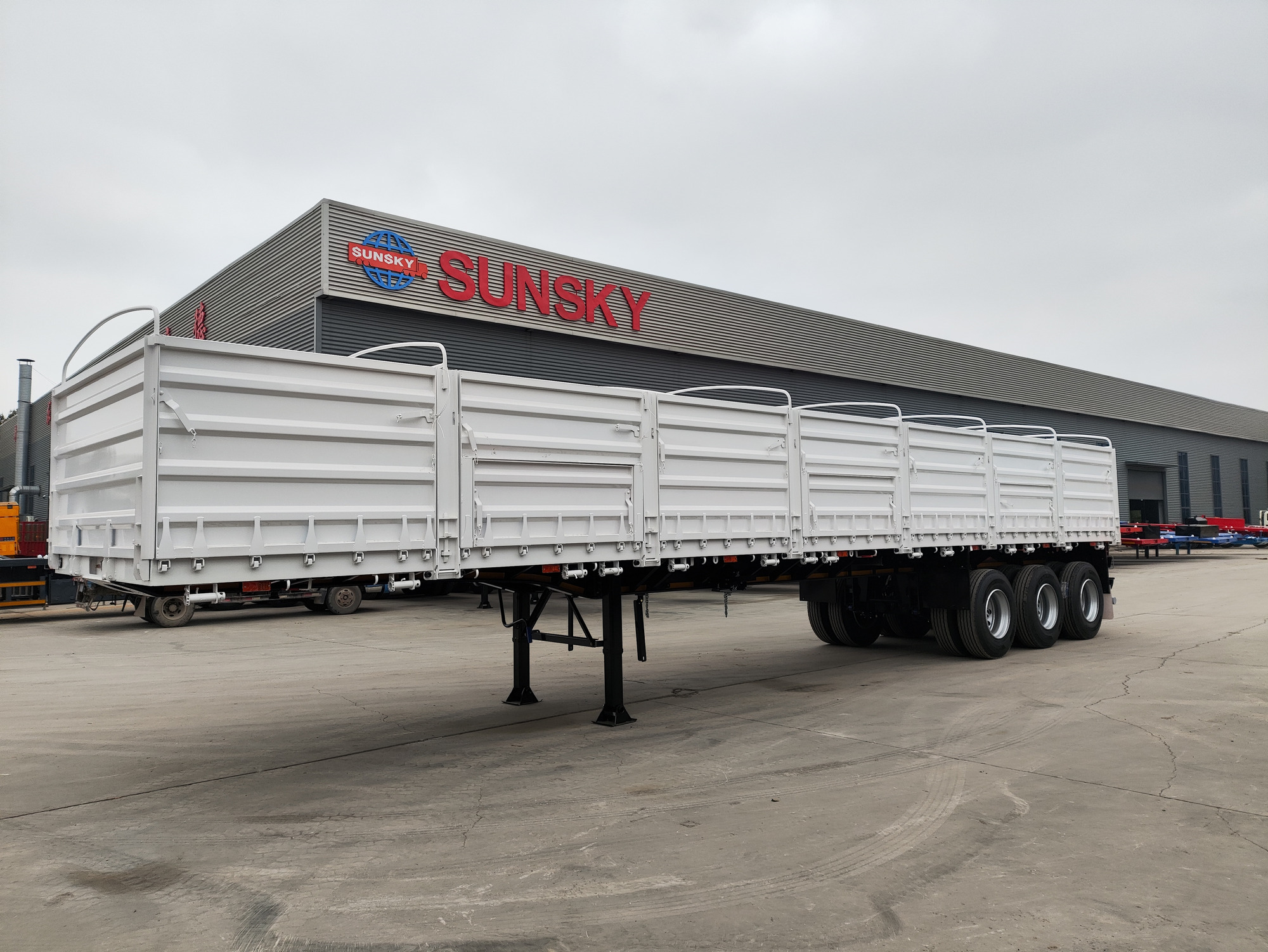 Xiamen Sunsky Vehicle Co.,Ltd - Грузовики - Новый, Кондиционер undefined: фото 12