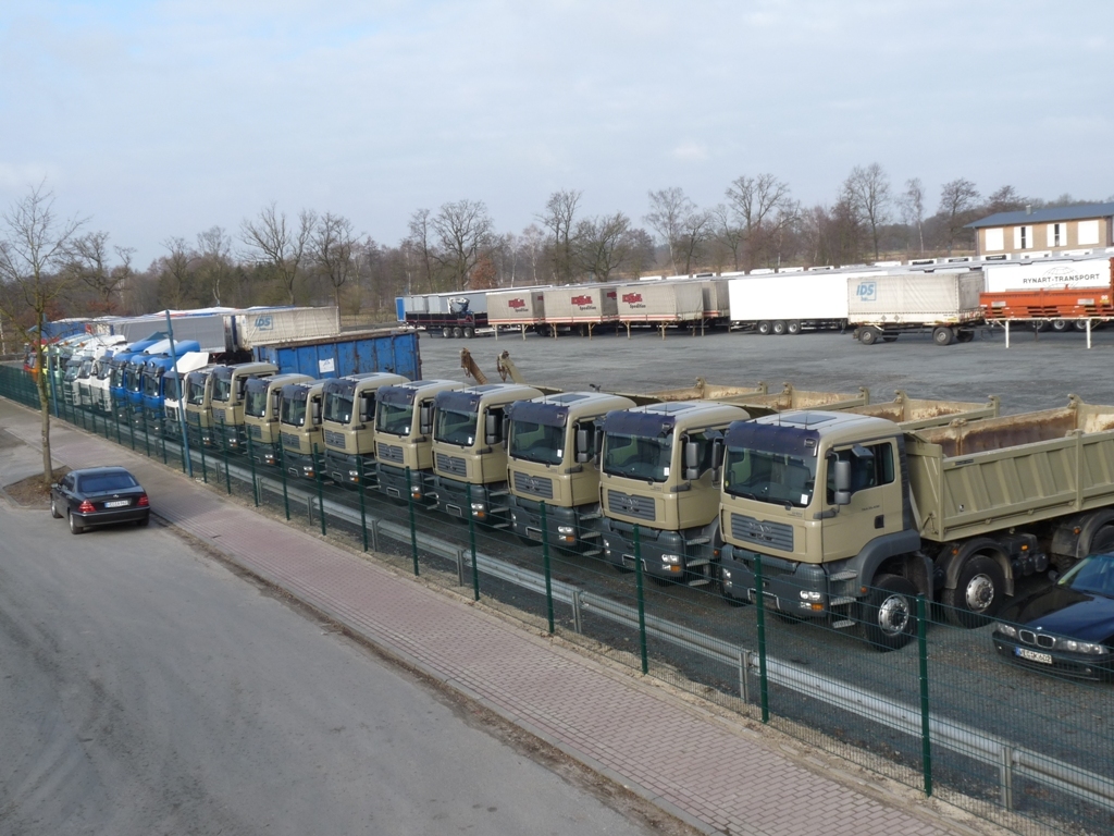 A1-Truck GmbH - Грузовики MITSUBISHI - 4х2, Гидроборт undefined: фото 3
