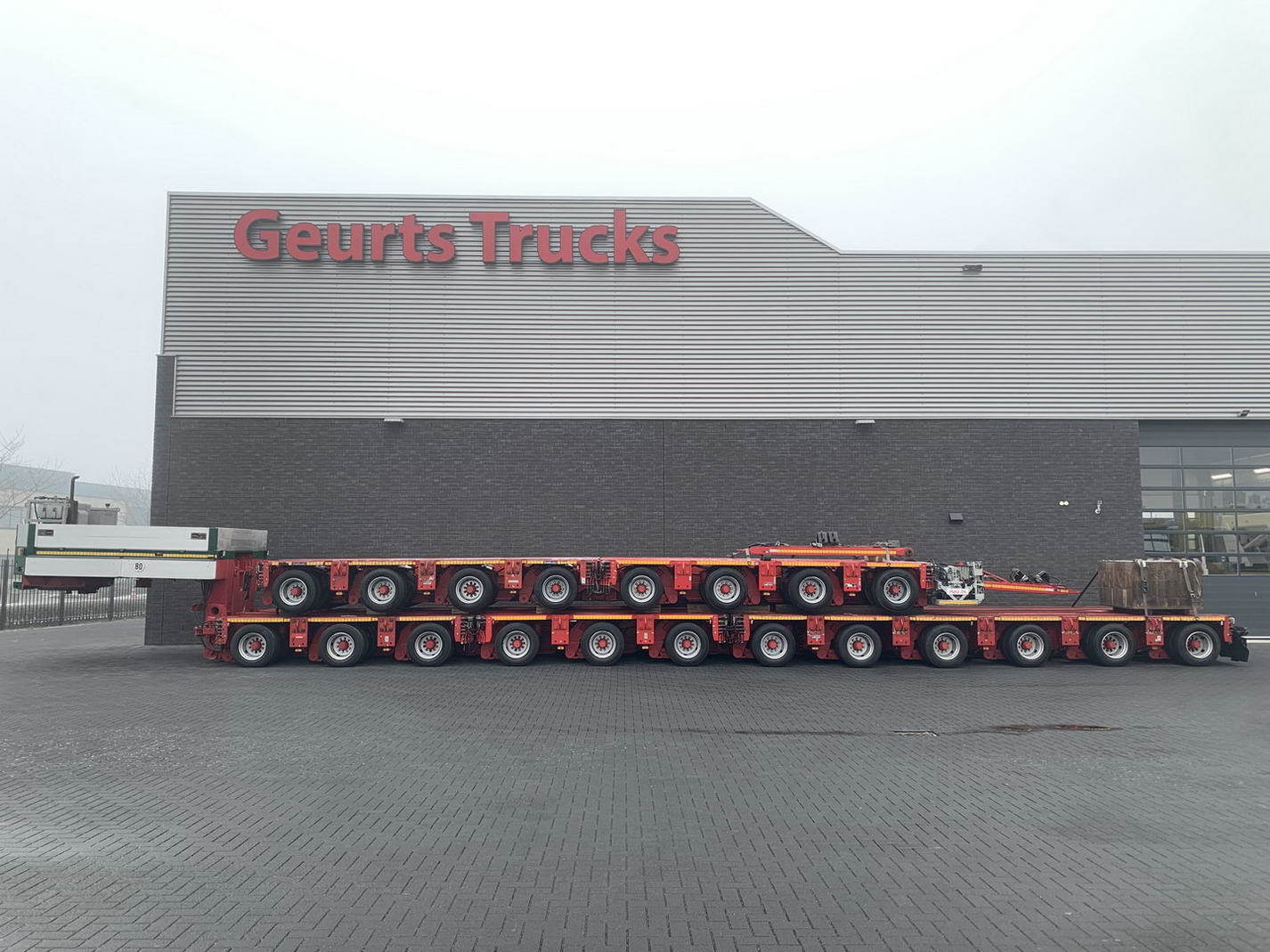 Geurts Trucks B.V. - Тягачи MERCEDES-BENZ - 8х6 undefined: фото 23