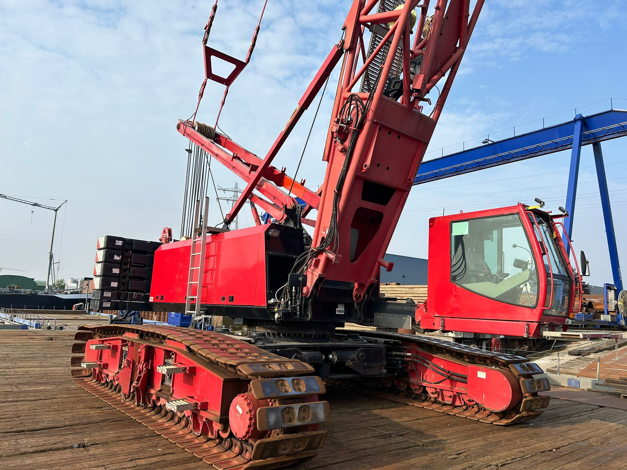PVE CRANE RENTAL B.V. undefined: фото 2