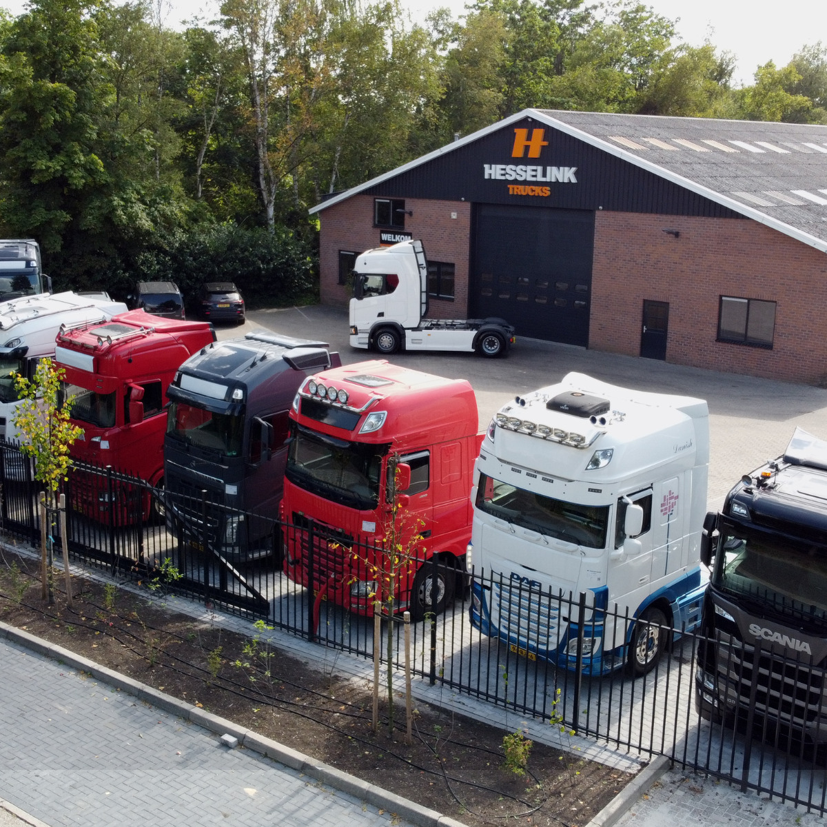 Hesselink Trucks B.V. - Тягачи DAF - Год: 2016, Коробка передач: автоматическая undefined: фото 8