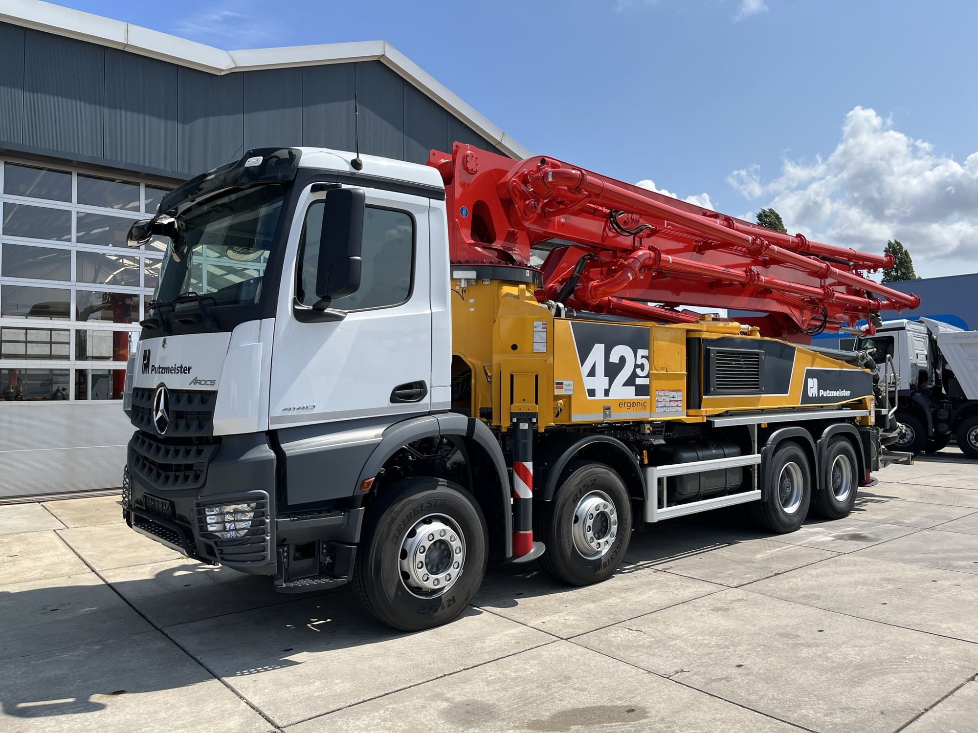 TMH Trucks undefined: фото 11