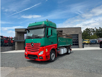 Самосвал MERCEDES-BENZ Actros 1842