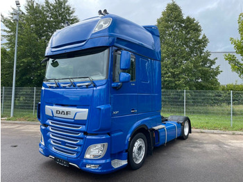 Тягач DAF XF 530