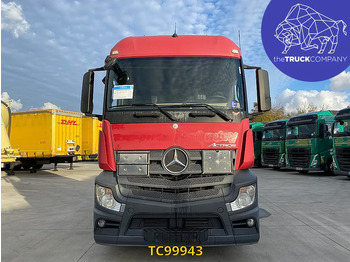 Тягач Mercedes-Benz Actros 1842: фото 2 Тягач Mercedes-Benz Actros 1842: фото 2