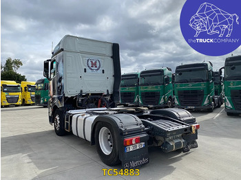 Тягач Mercedes-Benz Actros 1843: фото 3