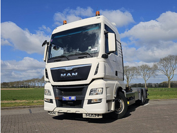 Грузовик-контейнеровоз/ Сменный кузов MAN TGX 26.440