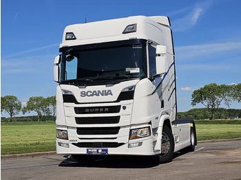 Тягач SCANIA R 460