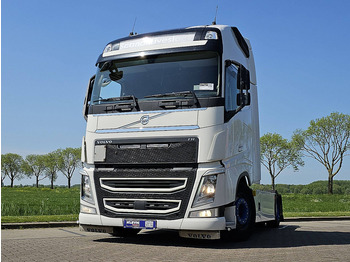 Тягач VOLVO FH 500