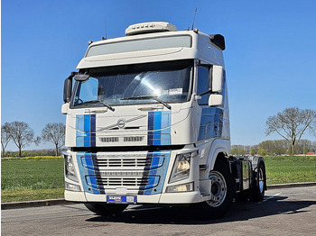 Тягач VOLVO FM 450