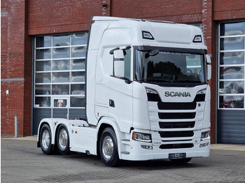 Тягач SCANIA S 770