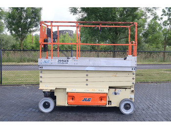 Ножничный подъемник JLG