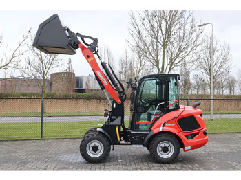 Колёсный погрузчик MANITOU
