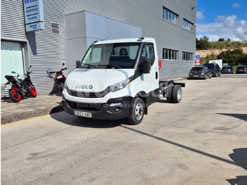 Грузовик-шасси IVECO Daily 35C15