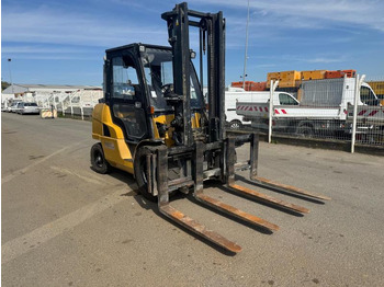 Дизельный погрузчик CATERPILLAR DP