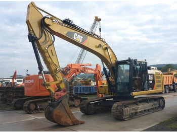 Гусеничный экскаватор CATERPILLAR 323FL