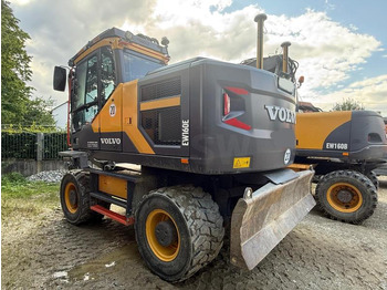 Колёсный экскаватор VOLVO EW160E