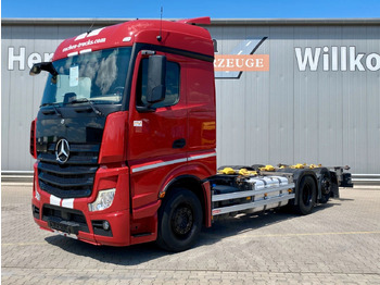 Грузовик-контейнеровоз/ Сменный кузов MERCEDES-BENZ Actros 2546