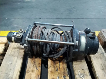 : фото в шапке страницы