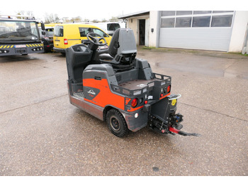 Складской тягач LINDE P 60 Z Schlepper Batterie 40/2020 3-Rad: фото 3 Складской тягач LINDE P 60 Z Schlepper Batterie 40/2020 3-Rad: фото 3