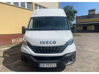 Цельнометаллический фургон Iveco DAILY: фото 2 Цельнометаллический фургон Iveco DAILY: фото 2