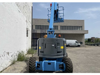 Коленчатый подъемник GENIE Z 34/22 (4x4): фото 2 Коленчатый подъемник GENIE Z 34/22 (4x4): фото 2