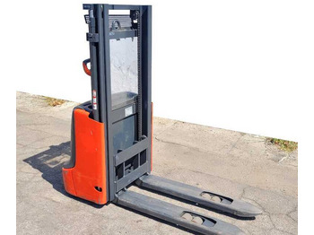 Штабелер Linde L 10 (600 ore lavoro): фото 3
