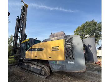 Буровая машина EPIROC