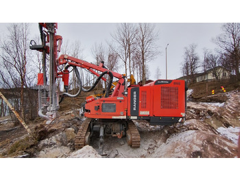 Буровая машина SANDVIK