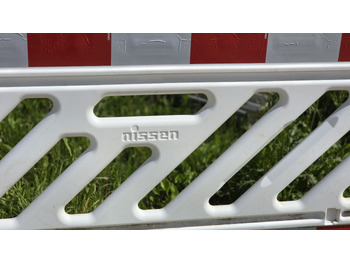 Инструмент/ Оборудование Nissen barrier fence. 2100x1100: фото 3