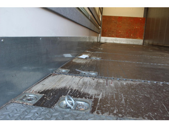 Тентованный грузовик MAN TGM 18.290 Plane-Koffer 7,5 m Klima 499TKm: фото 3