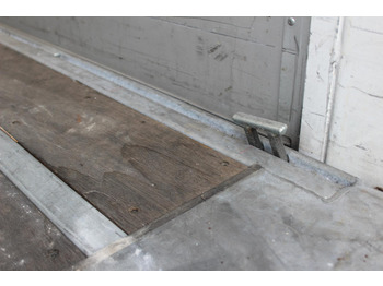 Тентованный грузовик MAN TGS 18.440 Plane Zug Schlafplatz AHK Edscha: фото 4