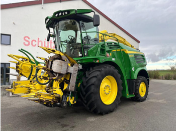 Кормоуборочный комбайн JOHN DEERE 8300
