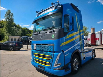 Тягач VOLVO FH 500