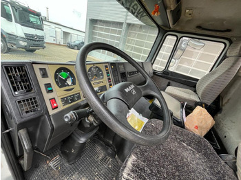 Самосвал, Автоманипулятор MAN F90 18.232 FK 2-Achs Kipper Kran Palf. PK 8000: фото 5