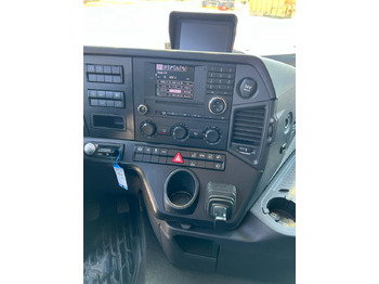 Тентованный грузовик MERCEDES-BENZ Antos 2540 L 6x2 Pritsche LBW Coca Cola: фото 2