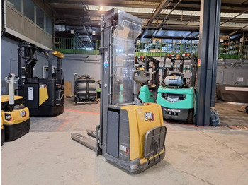 Штабелер CATERPILLAR