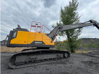 Гусеничный экскаватор VOLVO EC250ELR