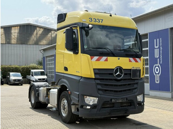 Тягач MERCEDES-BENZ Actros 1846