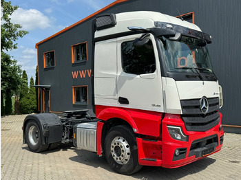 Тягач MERCEDES-BENZ Actros 1846