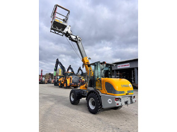 Колёсный погрузчик Paus TSL 9088: фото 3