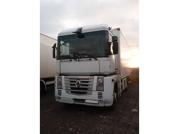 Рефрижератор RENAULT Magnum 460