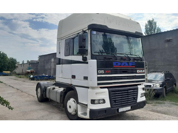 Тягач DAF XF 95 430
