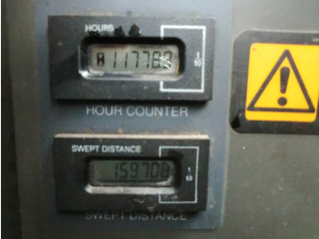 Подметально-уборочная машина Schmidt - SK153SX: фото 2