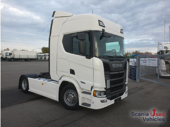 Тягач SCANIA R 460