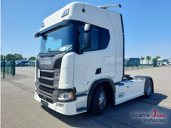 Тягач SCANIA R 460