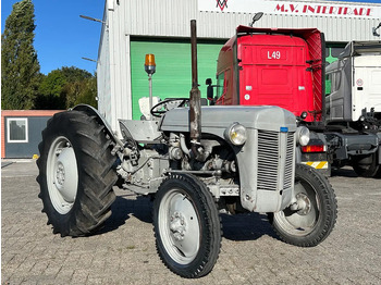 Трактор Diversen FERGUSON tractor: фото 2